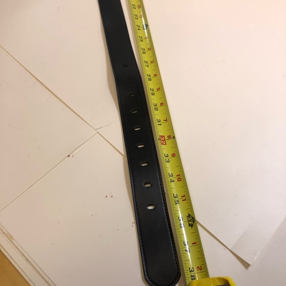 Women Unbranded golden larger buckle super trendy sz medium - Picture 4 of 5